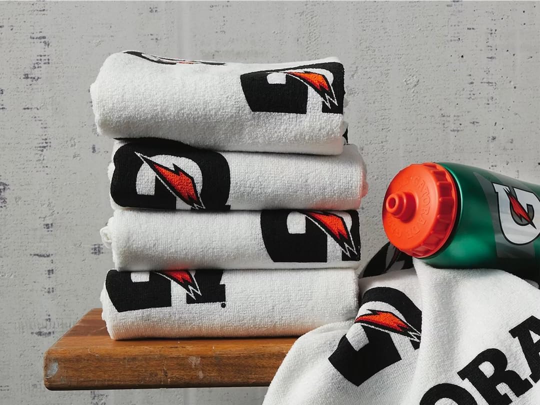 Gatorade G Towel, 22" x 42", Cotton, WhiteBlackOrange