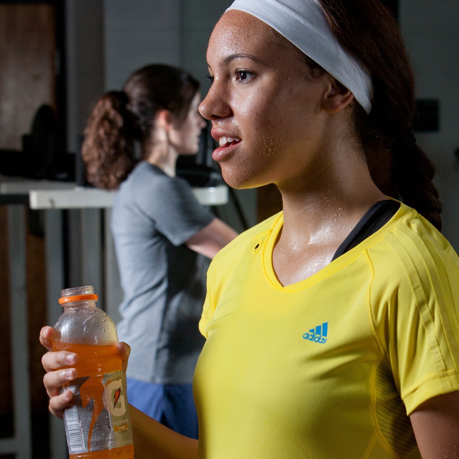 Gatorade Thirst Quencher Sports Drink, Fruit Punch, 20oz Bottles, 4 Pack, Electrolytes for Rehydration